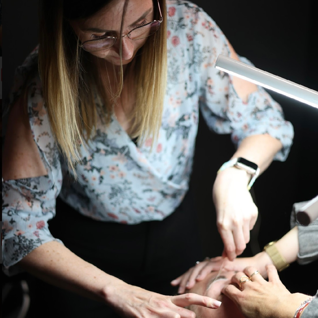 prestation beauté des sourcils à Rennes chez Beauty by M